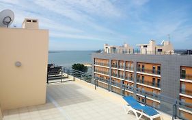 Fun & Sun Apartment